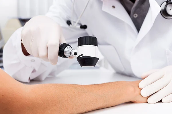 dermatologia_2 Dermatologo a domicilio Roma, scopri il servizio di ADI Salus